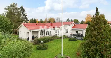 Casa 6 habitaciones en Jarvenpaa, Finlandia