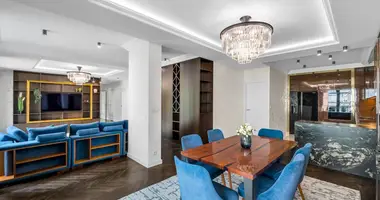 Wohnung 4 zimmer in Warschau, Polen