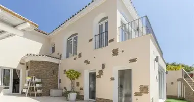 4 bedroom house in San Pedro Alcantara, Spain