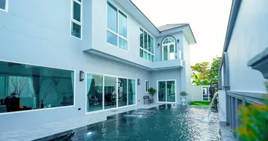 Haus 4 Schlafzimmer in Mueang, Thailand