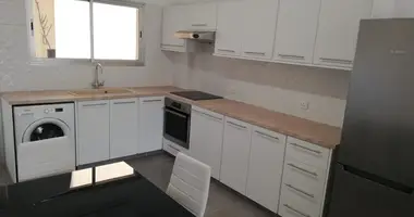 Mieszkanie 3 pokoi w Limassol, Cypr