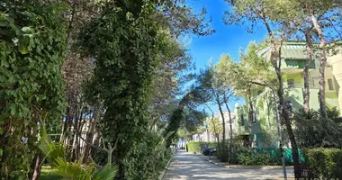 Квартира 2 комнаты в Golem, Албания