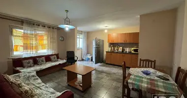 Wohnung 3 zimmer in Tirana, Albanien