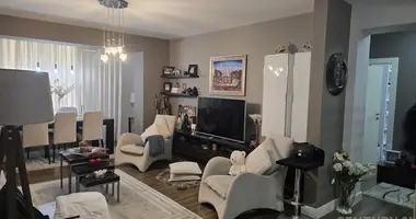 Apartamento 3 habitaciones en Tirana Municipality, Albania