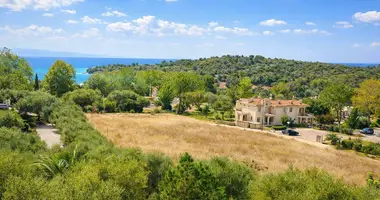 Parcela en Neos Marmaras, Grecia