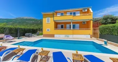 Villa 5 chambres dans Kastel Stafilic, Croatie