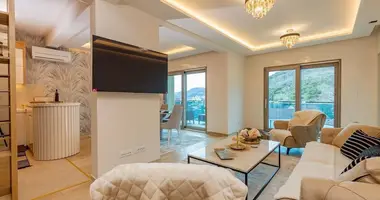 Wohnung in Przno, Montenegro