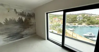Haus 4 Schlafzimmer in Opcina Rogoznica, Kroatien