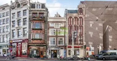 Mieszkanie 3 pokoi w Amsterdam