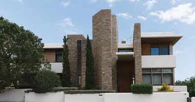 8 bedroom House in Demos Agiou Athanasiou, Cyprus
