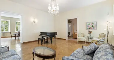 Mieszkanie 5 pokojów w Wilno, Litwa