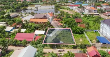 Участок земли в Krous, Камбоджа