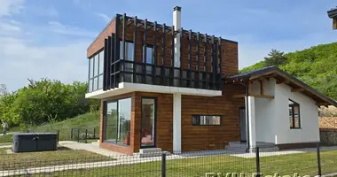Casa 4 habitaciones en Obrochishte, Bulgaria