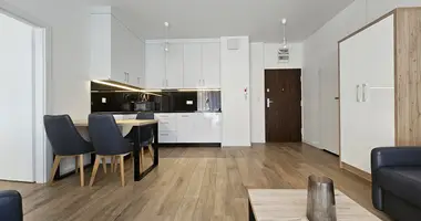 Квартира 2 комнаты в Варшава, Польша