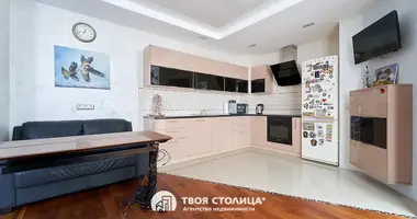 Apartamento 3 habitaciones en Minsk, Belarús