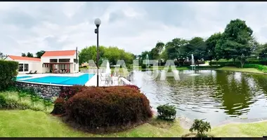 4 bedroom house in Puembo, Ecuador