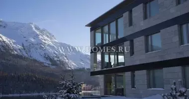 Wohnung in Wallis, Schweiz