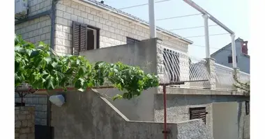 4 room house in Opcina Milna, Croatia
