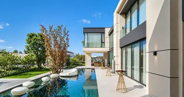 Villa 4 zimmer in Chalong, Thailand