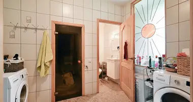 6 room house in Dzintari, Latvia