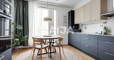 Wohnung 4 zimmer in Verwaltungsgemeinschaft Helsinki, Finnland