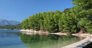 Участок земли в Vathy, Греция