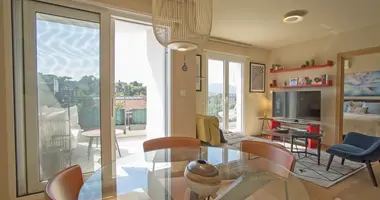 Apartamento 2 habitaciones en 11, Montenegro
