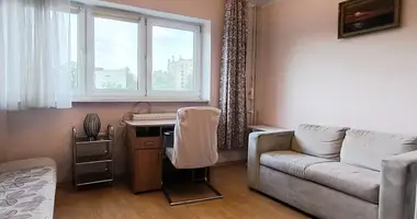 Mieszkanie 4 pokoi w Warszawa, Polska