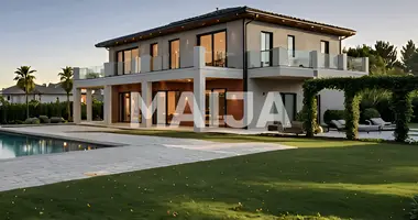 Willa 18 pokojów w Forte dei Marmi, Włochy