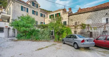 Villa 4 chambres dans Kotor, Monténégro
