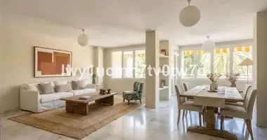 5 bedroom apartment in Spain