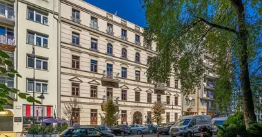 Apartamento 3 habitaciones en Varsovia, Polonia