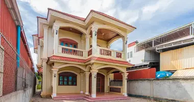4-Zimmer-Villa in Krous, Kambodscha