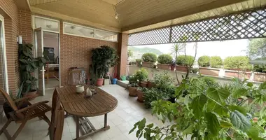 Attique 3 chambres dans Tirana, Albanie