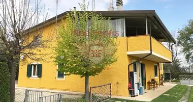 Willa 4 pokoi w Giulianova, Włochy