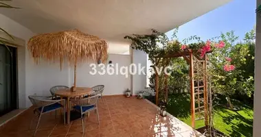 Mieszkanie 2 pokoi w Casares, Hiszpania