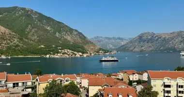 Apartamento 2 habitaciones en 7 Seaview Penthouse Kotor Bay, Montenegro