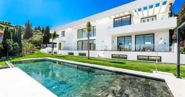 Villa en Estepona, Španjolska