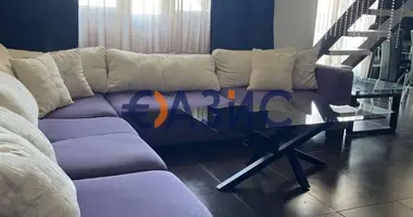 Mieszkanie 3 pokoi w Nesebyr, Bułgaria