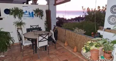 2 bedroom apartment in La Linea de la Concepcion, Spain