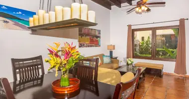 Condo in West Bay, Honduras