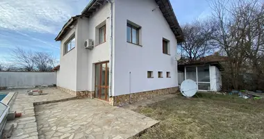 Dom 3 pokoi w Chestimensko, Bułgaria