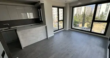 Appartement 3 chambres dans Mezitli, Turquie
