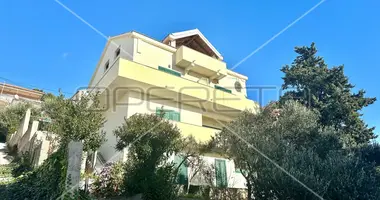 5 room house in Opcina Tisno, Croatia