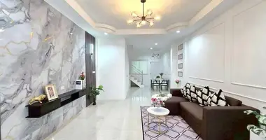 Таунхаус в Nong Pla Lai, Таиланд