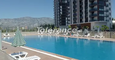 Квартира 3 комнаты в Дёшемеалты, Турция