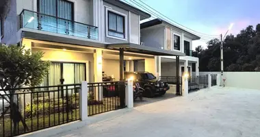 Haus 4 Schlafzimmer in Nong Prue, Thailand