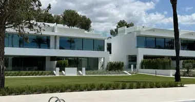 4 bedroom house in Marbella, Spain