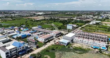 Land in Sangkat Prek Kampeus, Cambodia