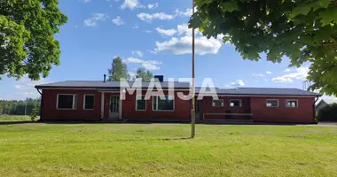 Дом 4 комнаты в Район Коувола, Финляндия